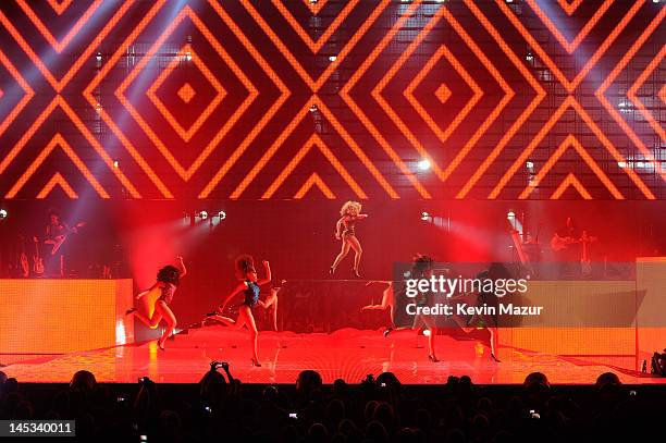 Beyonce Revel Photos and Premium High Res Pictures - Getty Images