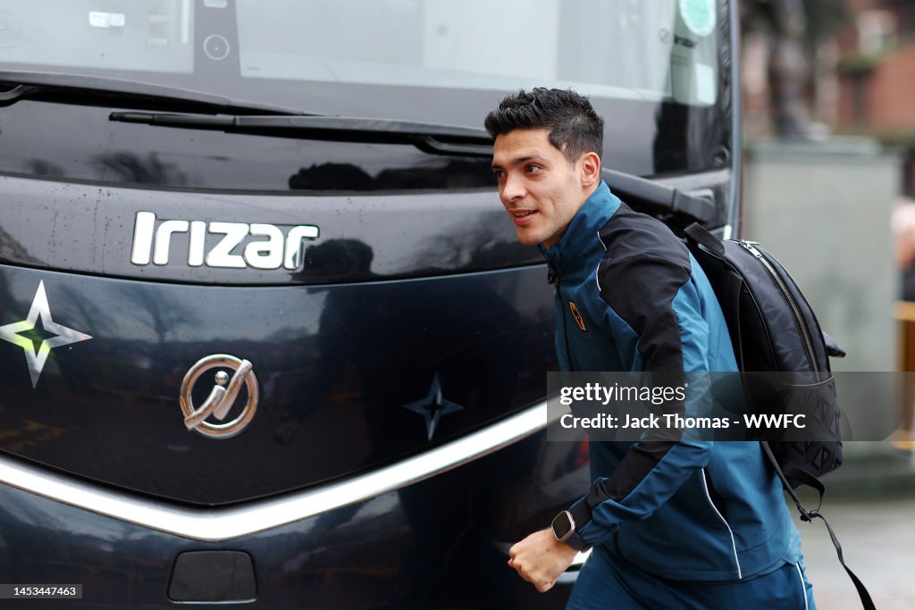 Wolverhampton Wanderers v Manchester United - Premier League
