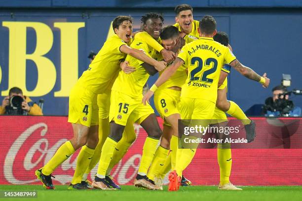Juan Foyth of Villarreal CF celebrates after scoring the team's second goal with teammates during the LaLiga Santander match between Villarreal CF...