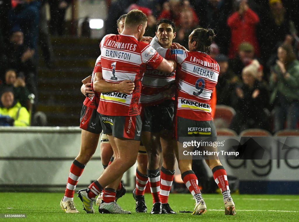 Gloucester Rfc Santiago Carreras of Gloucester Rugby celebrates alongside team mates ...