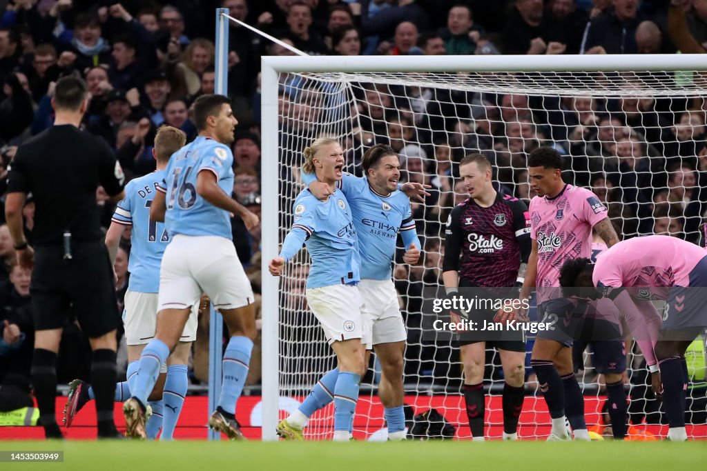 Manchester City v Everton FC - Premier League