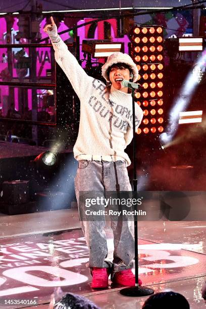 Hope performs on stage during the Times Square New Year's Eve 2023 Celebration on December 31, 2022 in New York City.