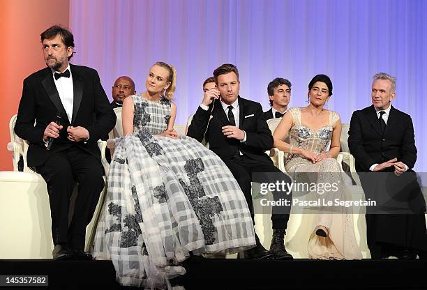 Actor Joshua Jackson and jury members Diane Kruger, Ewan McGregor, Hiam Abbass and Jean-Paul Gautier onstage at the Closing Ceremony during the 65th...