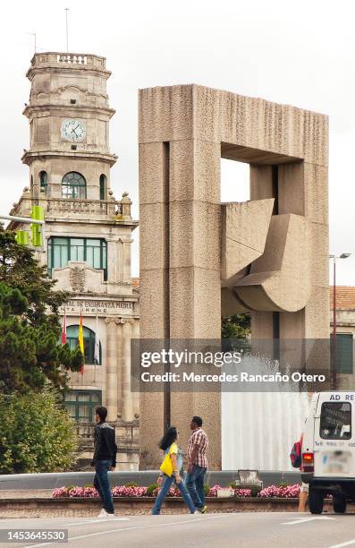 puerta del atlántico, plaza de américa, vigo, pontevedra province, spain. - pontevedra ciudad española fotografías e imágenes de stock