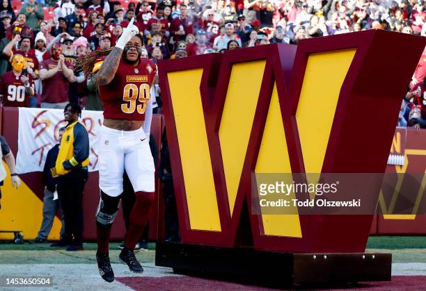 Chase Young of the Washington Commanders takes the field prior to a game against the Cleveland Browns at FedExField on January 01, 2023 in Landover,...