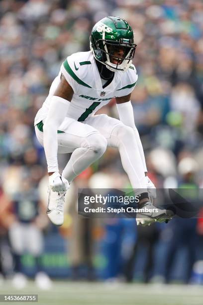 Sauce Gardner of the New York Jets reacts after a defensive play during the second quarter in the game against the Seattle Seahawks at Lumen Field on...