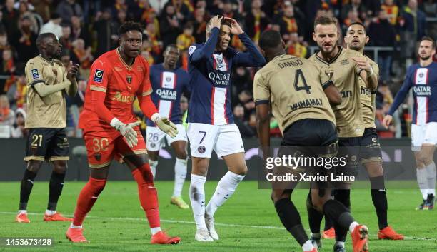 Kylian Mbappe of Paris Saint-Germain is dissapointed during the Ligue 1 match between RC Lens and Paris Saint-Germain at Stade Bollaert-Delelis on...