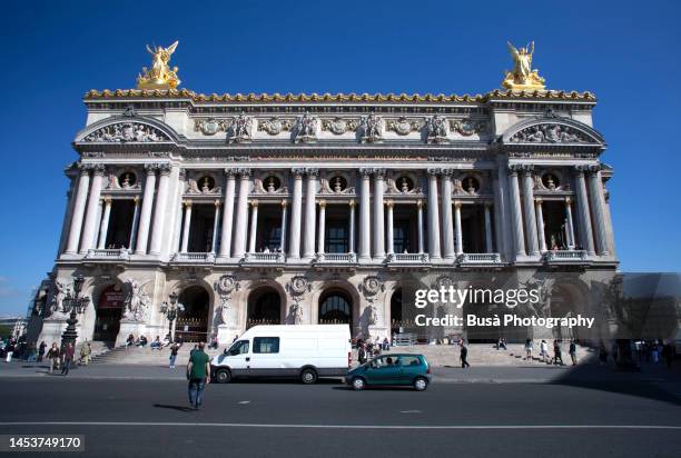 the ópera de parís, paris, france - ópera stock-fotos und bilder