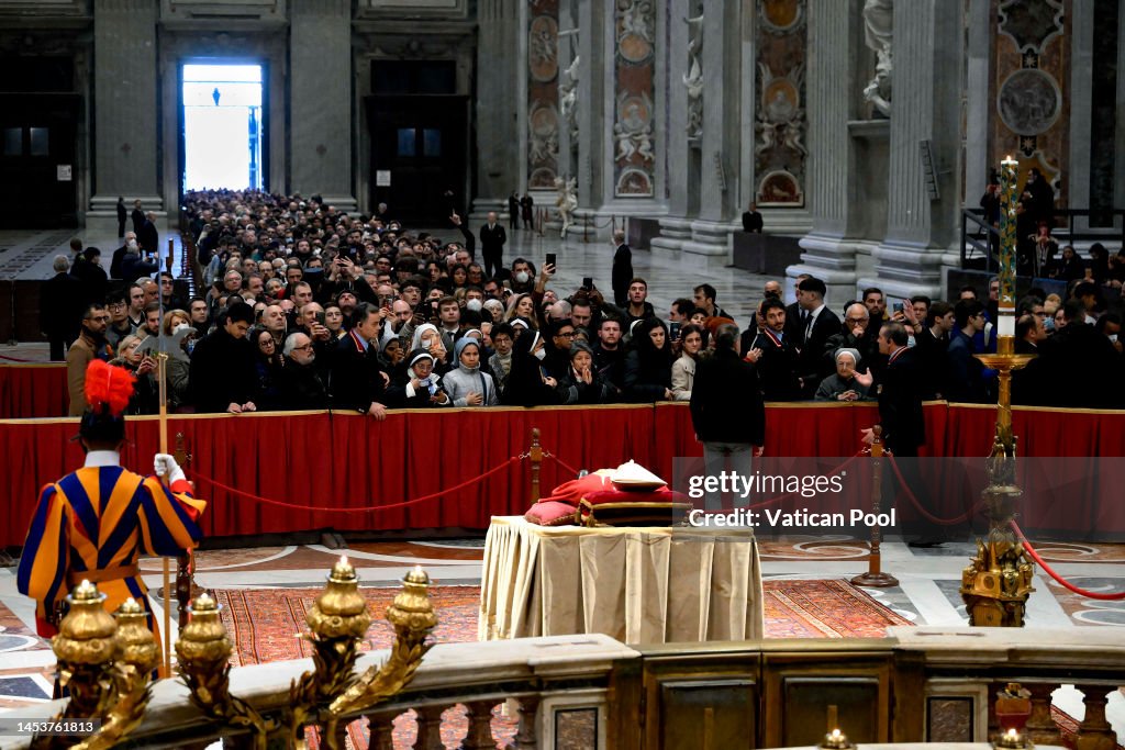 Pope State The body of Pope Emeritus Benedict XVI lies in state at St. Peter's ...