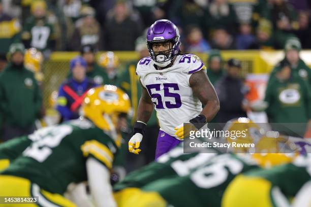 Za'Darius Smith of the Minnesota Vikings anticipates a play during a game against the Green Bay Packers at Lambeau Field on January 01, 2023 in Green...
