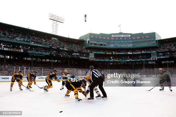 General view during the first period between the Pittsburgh Penguins and Boston Bruins in the 2023 Discover NHL Winter Classic at Fenway Park on...