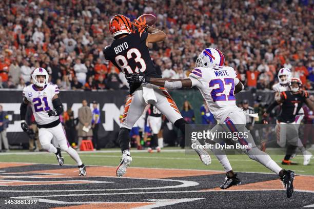 Tyler Boyd of the Cincinnati Bengals catches a touchdown pass against Tre'Davious White of the Buffalo Bills during the first quarter at Paycor...