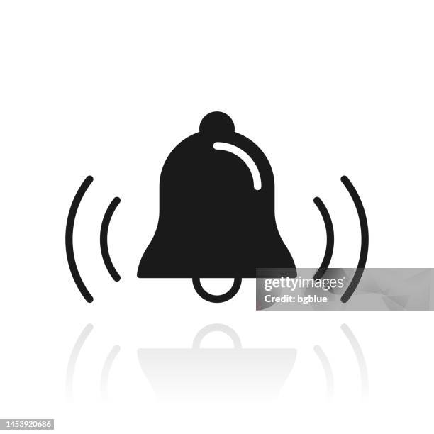 illustrazioni stock, clip art, cartoni animati e icone di tendenza di campana che suona. icona con riflesso su sfondo bianco - campanile orologio