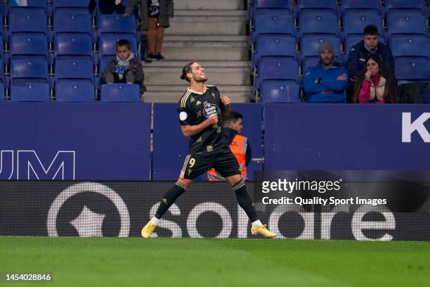 Gonçalo Paciencia of RC Celta de Vigo celebrates after scoring his team's first goal during the Copa del Rey Round of 32 match between RCD Espanyol...