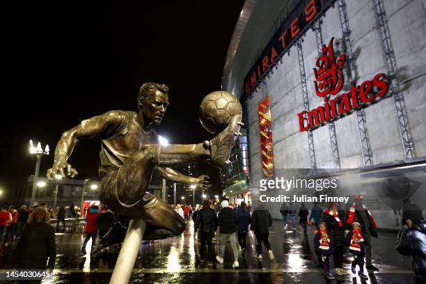 The statue of Dennis Bergkamp, former Arsenal player is seen outside the stadium prior to the Premier League match between Arsenal FC and Newcastle...