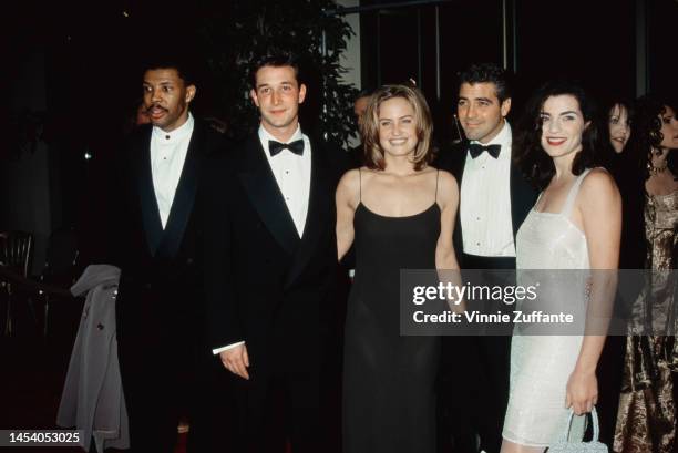Eriq La Salle, Noah Wyle, Sherry Stringfield, George Clooney and Julianna Margulies attend the 52nd Annual Golden Globe Awards, United States, 21st...