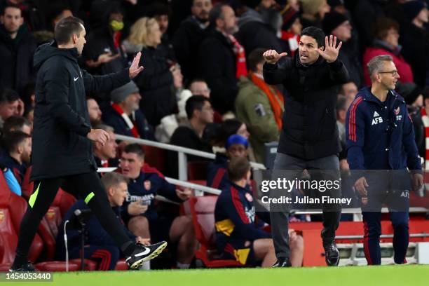 Mikel Arteta, Manager of Arsenal, reacts to the fourth official Jarred Gillet during the Premier League match between Arsenal FC and Newcastle United...