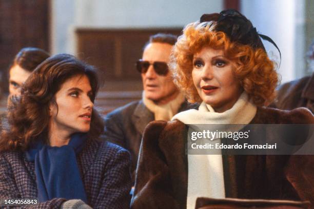 Yugoslav-born Italian actor Sylva Koscina , and others, on the set of the television mini-series ' e la Vita Continua' , Rome, Italy, October 15,...