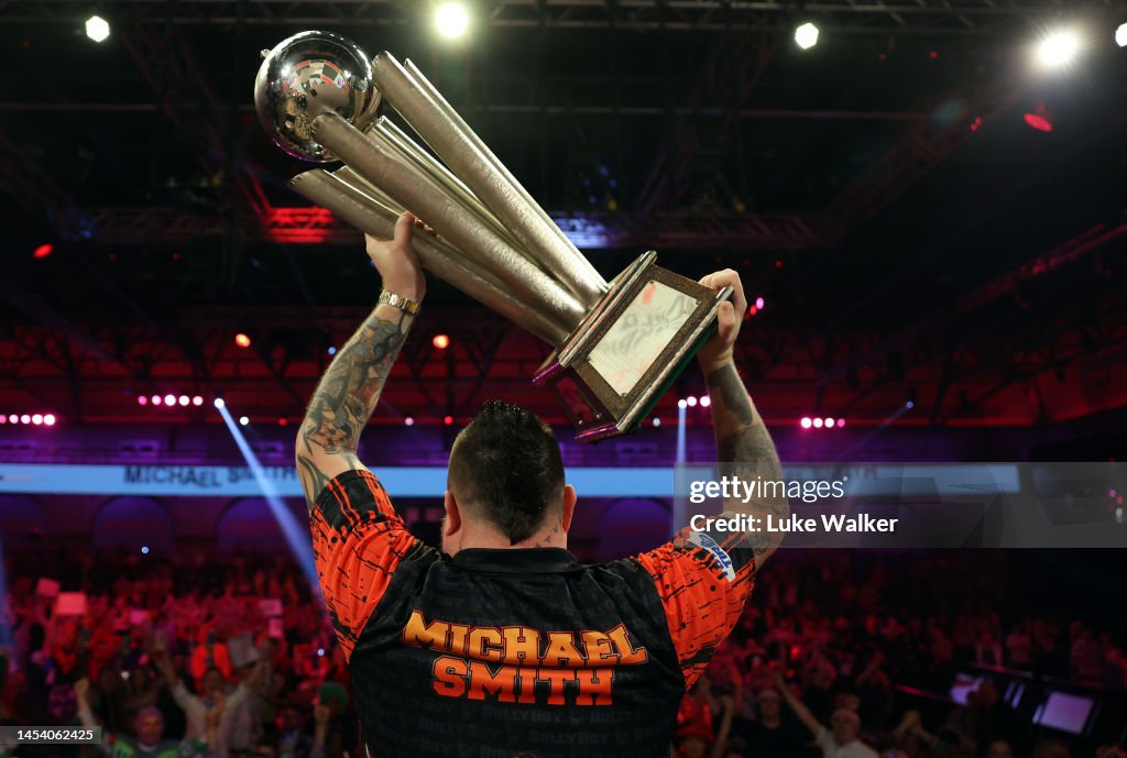 2022/23 Cazoo World Darts Championship - Day Fourteen