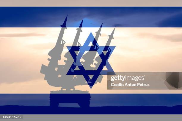 surface-to-air defense missile system on the background of the flag of israel - israeli military stock pictures, royalty-free photos & images