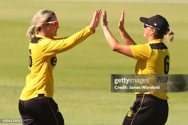 Lilly Rills Lilly Mills Photos and Premium High Res Pictures - Getty Images