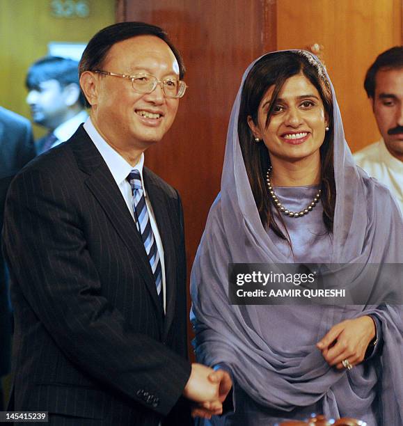 Robbin Rabbani Pakistani Foreign Minister Hina Rabbani Khar greets her Chinese... News ...