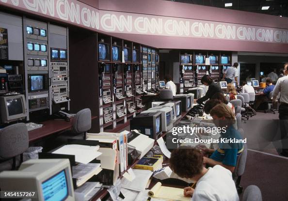 Salle de rédaction de C.N.N Salle de rédaction de C.N.N