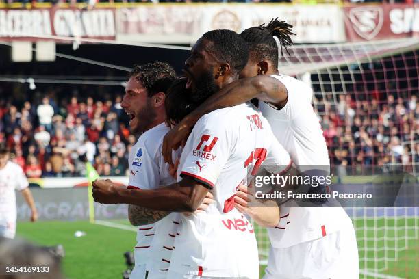 Sandro Tonali of AC Milan celebrates after scoring the 0-2 goal during the Serie A match between Salernitana and AC MIlan at Stadio Arechi on January...