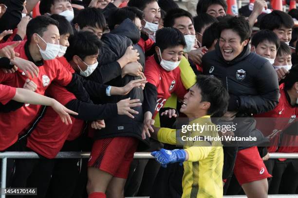 Players of Higashiyama celebrate the win after the 101st All Japan High School Soccer Tournament quarter final between Higashiyama and Nippon Sport...