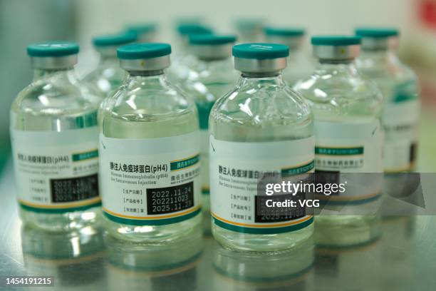 Intraglobin Injection Intravenous Immunoglobulin Photos and Premium High Res Pictures - Getty ...