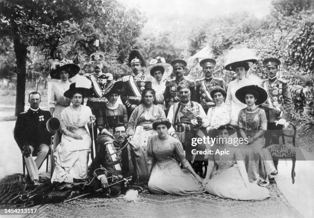 Garden Party in Cettinye, Montenegro, 1910 : - standing : princess Vera of Montenegro, Grand Duke Peter of Russia, prince Franz of Battenberg,...