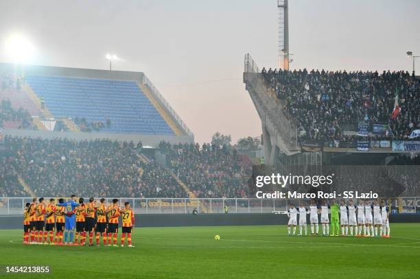 Lazio team and US Lecce team during the minute of silence in memory Pelè during the Serie A match between US Lecce and SS Lazio at Stadio Via del...