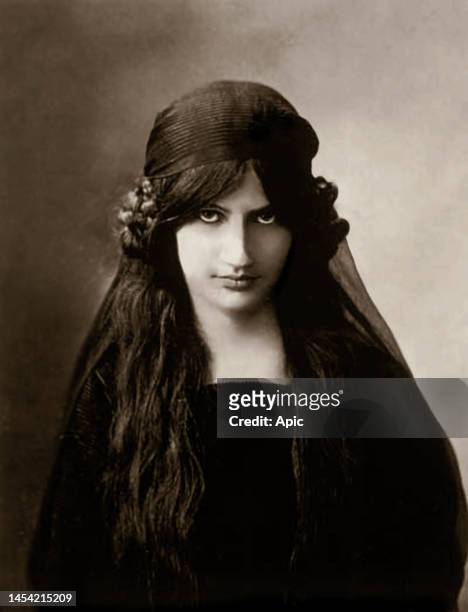 Jeanne Hebuterne wife and muse of Amedeo Modigliani, here young circa 1916.