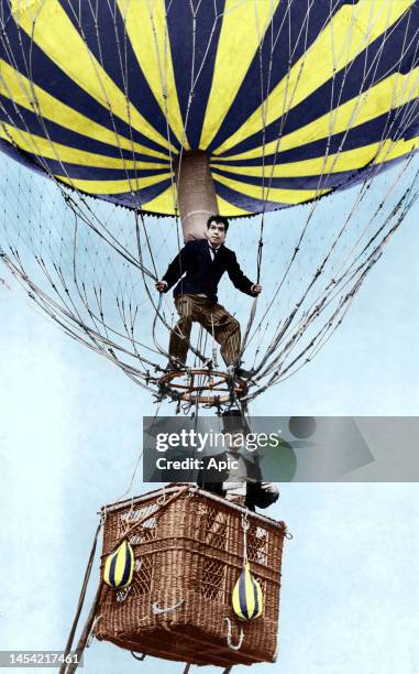 Around the World in Eighty Days by Michael anderson with Cantinflas, David Niven, in 1956 .