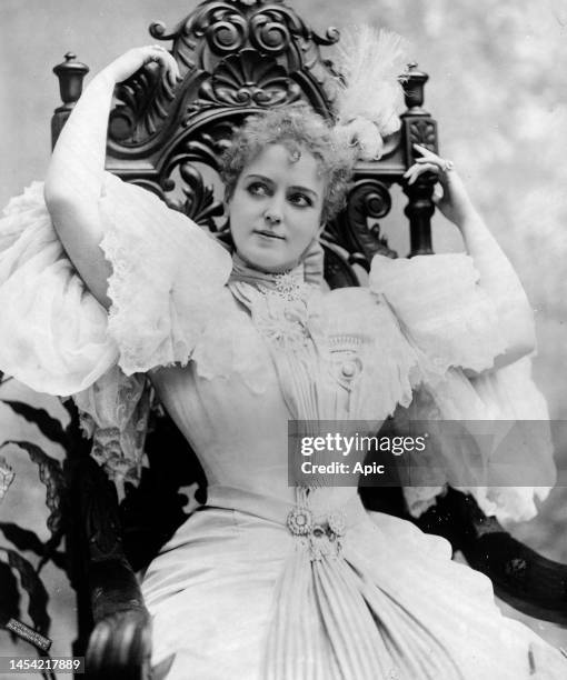 Lillian Ridler 270 Russell Lillian Photos & High Res Pictures - Getty Images