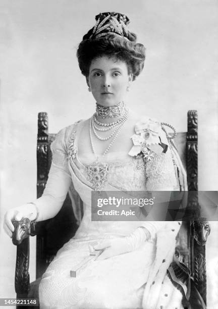 Princess Alice of Albany Granddaughter of Queen Victoria, wife of Prince Alexander of Teck circa 1905.