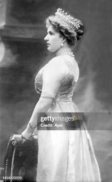 143 photos et images haute résolution de Victoire Eugénie De Battenberg