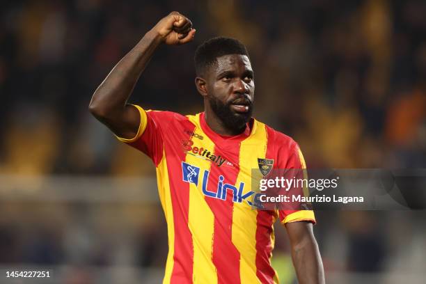Samuel Umtiti of Lecce celebrates after the Serie A match between US Lecce and SS Lazio at Stadio Via del Mare on January 04, 2023 in Lecce, Italy.