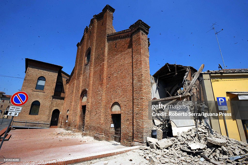 At Least Nine Killed as 5.8 Magnitude Earthquake Strikes Northern Italy