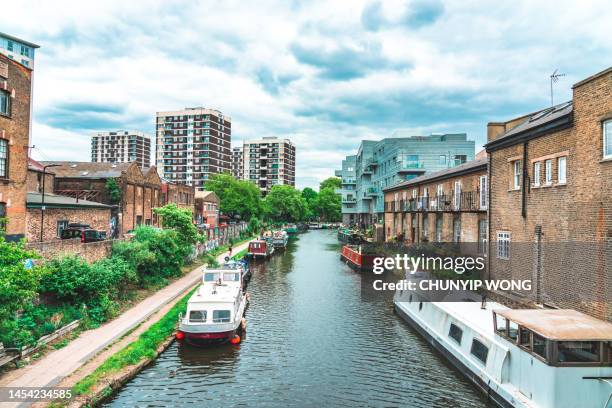 houseboats on the regent's canal at little venice, london - islington london stock pictures, royalty-free photos & images