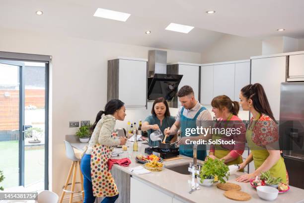 thai cooking lesson - measuring jug stock pictures, royalty-free photos & images