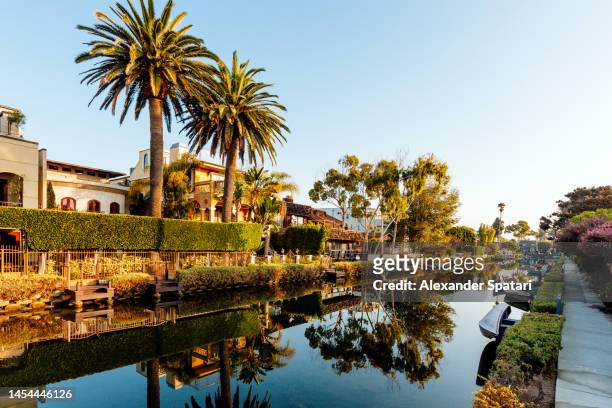 venice canal residential district in los angeles, usa - venice california canals stock pictures, royalty-free photos & images