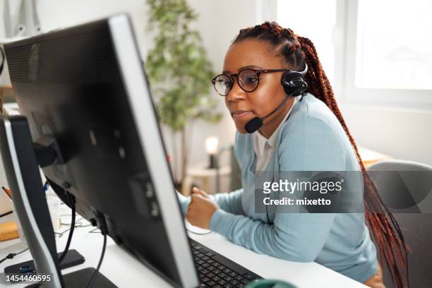 she's got a knack for working with people - call center digital stock pictures, royalty-free photos & images