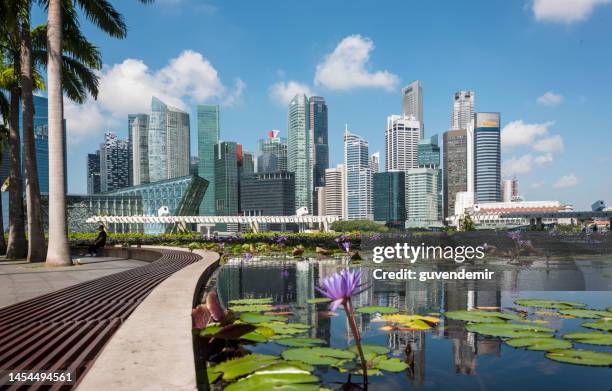 singapur skyline - republik singapur stock-fotos und bilder