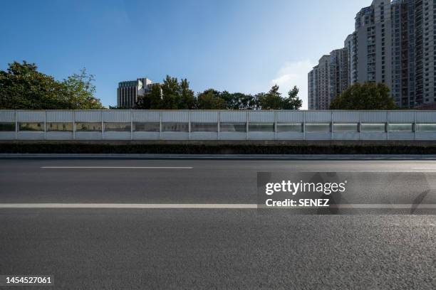 urban road - empty road stock pictures, royalty-free photos & images
