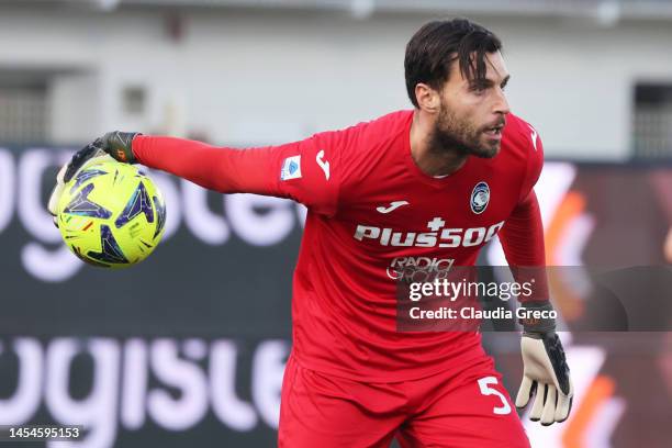 Marco Sportiello of Atalanta BC in action during the Serie A match between Spezia Calcio and Atalanta BC at Stadio Alberto Picco on January 04, 2023...