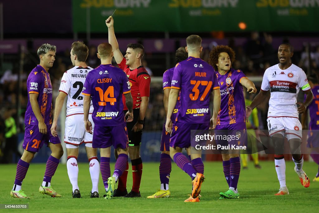 A-League Men's Rd 11 - Perth Glory v Western Sydney Wanderers