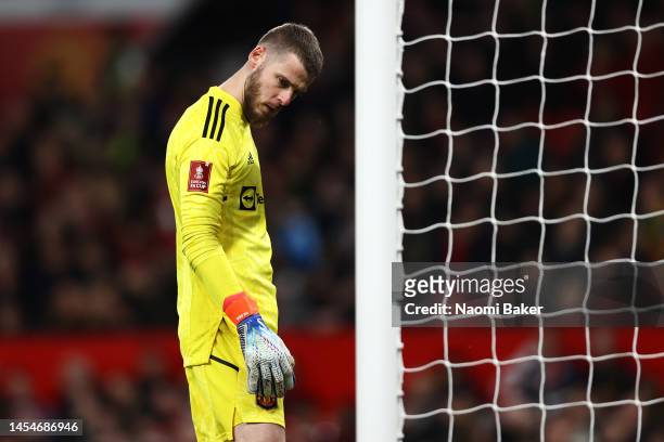 David De Gea of Manchester United reacts following Everton's first goal, scored by Conor Coady of Everton during the Emirates FA Cup Third Round...