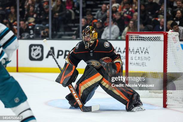 Anthony Stolarz of the Anaheim Ducks defends the net during the second period against the San Jose Sharks at Honda Center on January 06, 2023 in...