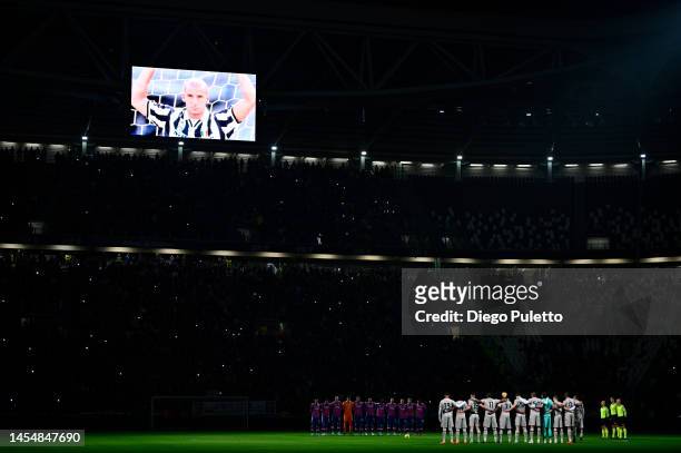 Players of Juventus and of Udinese observe a minute of silence in memory of Gianluca Vialli during the Serie A match between Juventus and Udinese...
